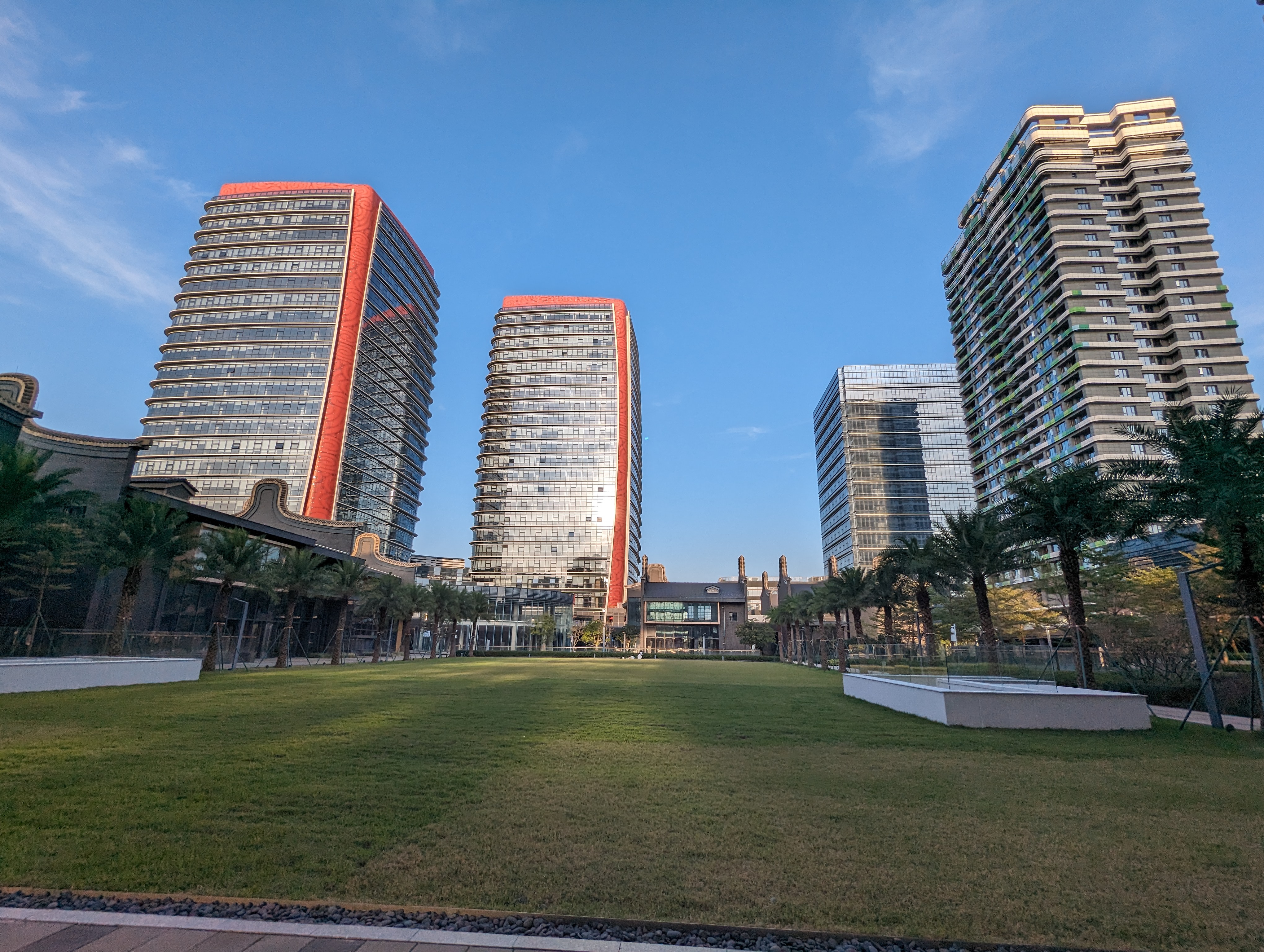 访问团考察横琴国际科技创新中心